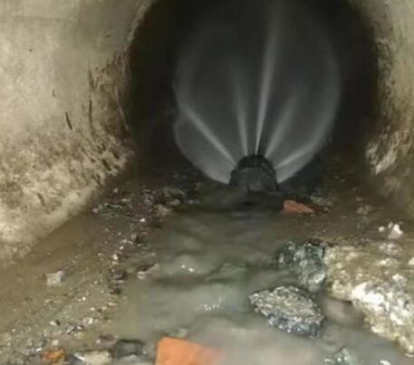 黄潭镇市政管道清淤